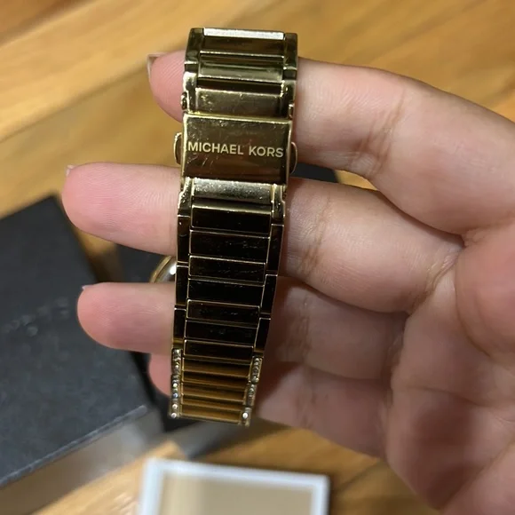 Michael Kors designer brand authentic luxe gold tone watch original packaging🎁